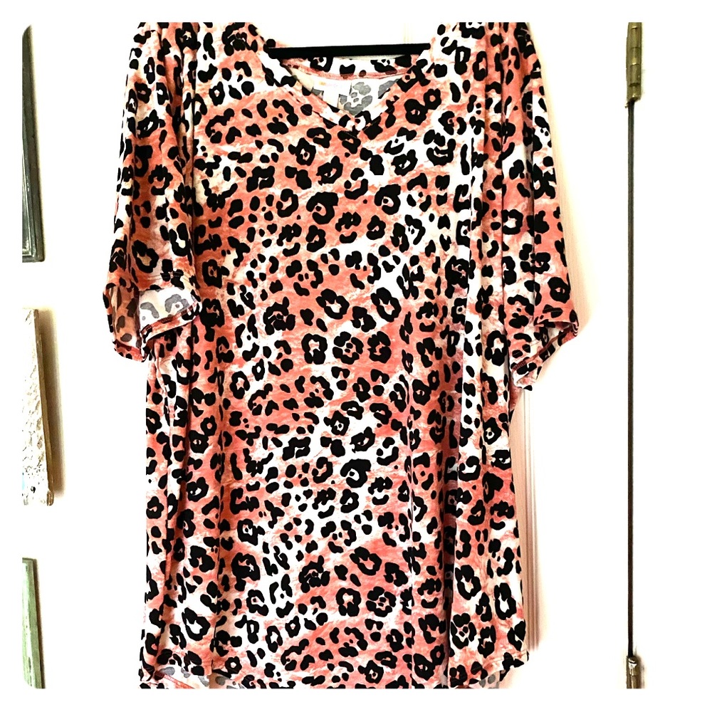 Lularoe 3x Morgan - coral/black leopard